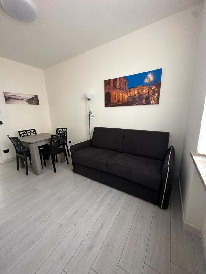 Cavour Apartment Center Bardolino Exteriör bild