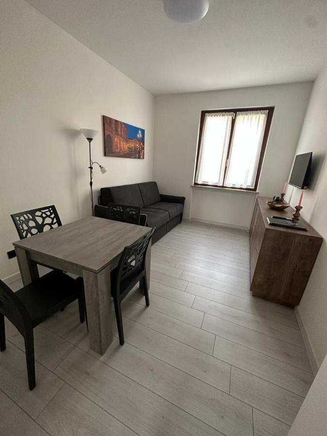 Cavour Apartment Center Bardolino Exteriör bild