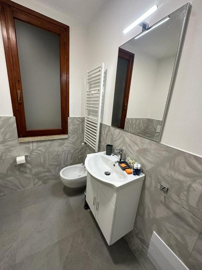 Cavour Apartment Center Bardolino Exteriör bild