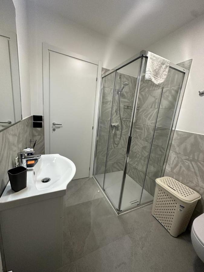 Cavour Apartment Center Bardolino Exteriör bild